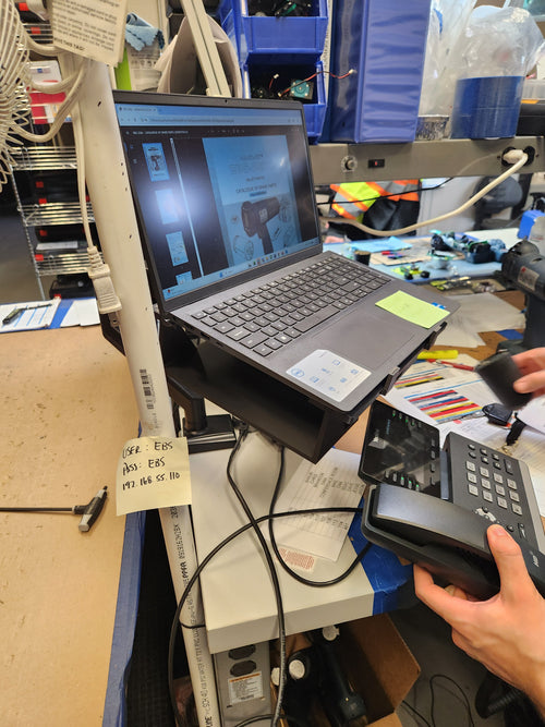 Articulated Laptop Stand with Adjustable Shelves