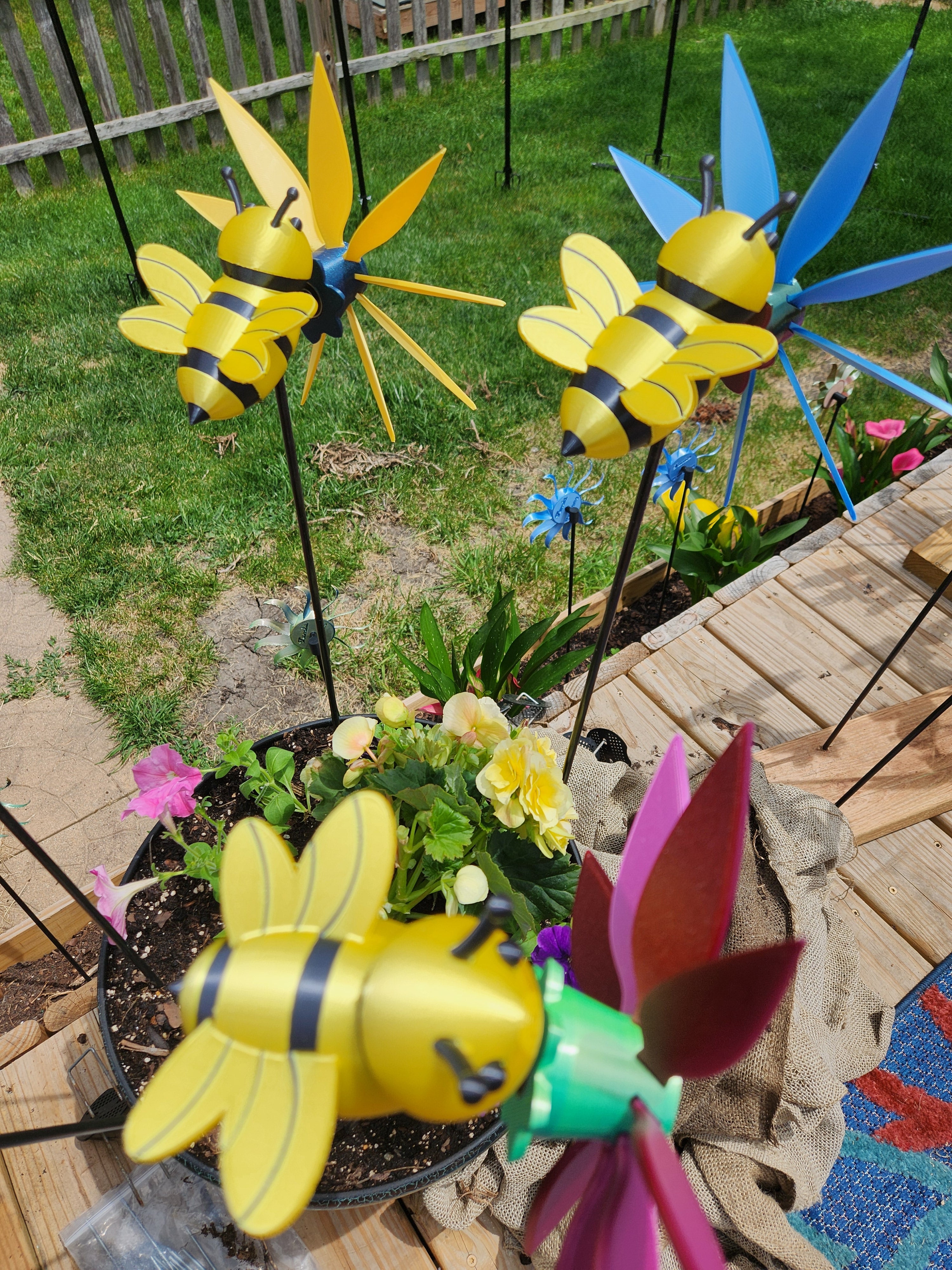 Bee Spinner